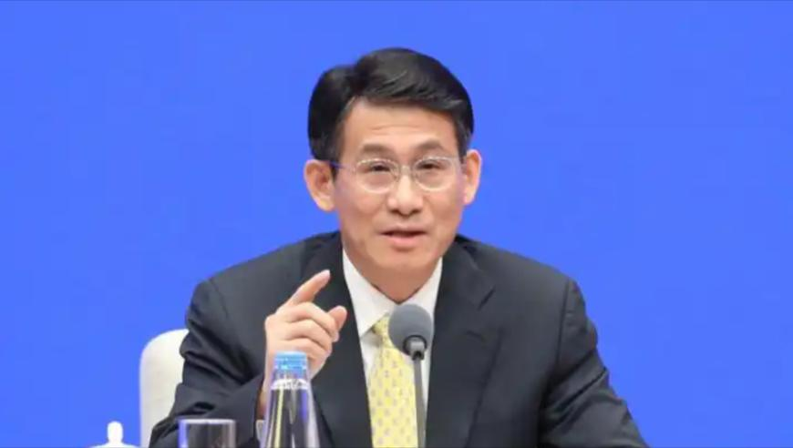 詹杜库全明星再度联手,2025香港开奖记录历史结果是什么,最新正品解答落实_工具版V15.49